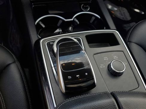 Used 2018 Mercedes-Benz GLE 350 image 36