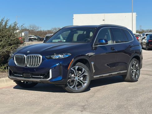 New 2026 BMW X5 xDrive40i w/ Climate Comfort Package image 2