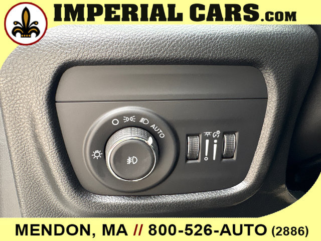 New 2026 Jeep Grand Cherokee Limited w/ Limited Altitude Package AWD/4WD image 16