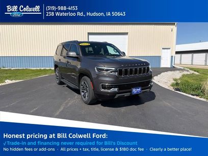 Used 2022 Jeep Wagoneer Series III w/ Rear Seat Video Group 1