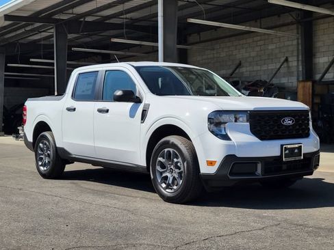 New 2026 Ford Maverick XLT FWD image 31