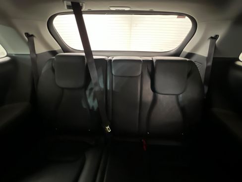 Used 2025 Kia Carnival LXS FWD image 22