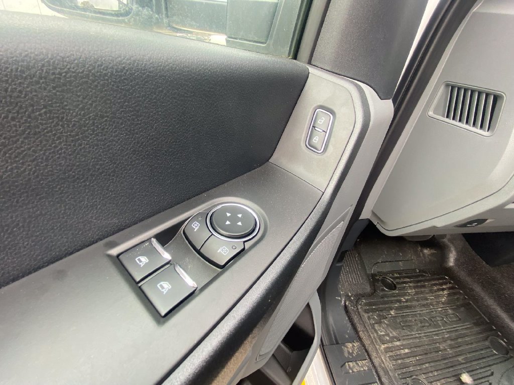 New 2025 Ford F450 XL w/ XL Chrome Package AWD/4WD image 2