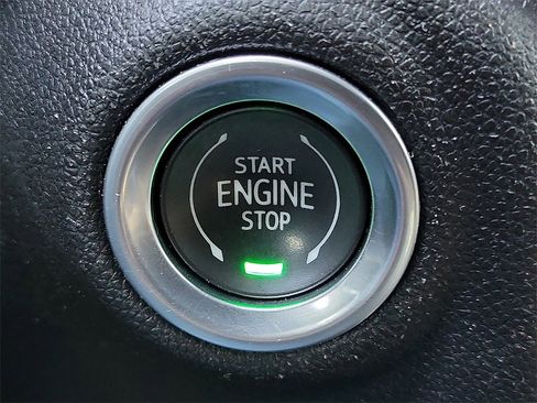 Used 2021 GMC Sierra 1500 AT4 w/ AT4 Premium Package image 17