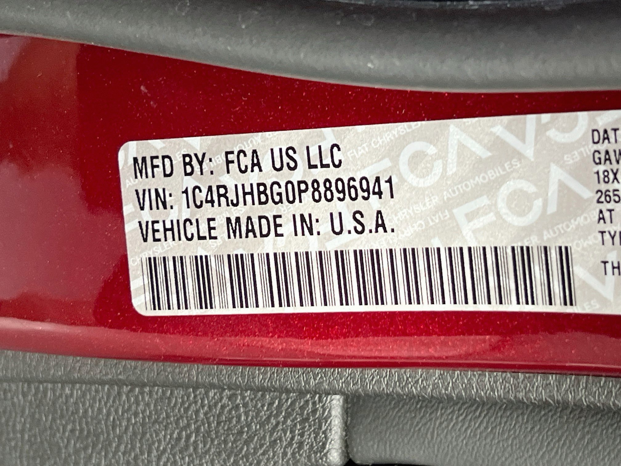 Used 2023 Jeep Grand Cherokee Limited AWD/4WD image 32