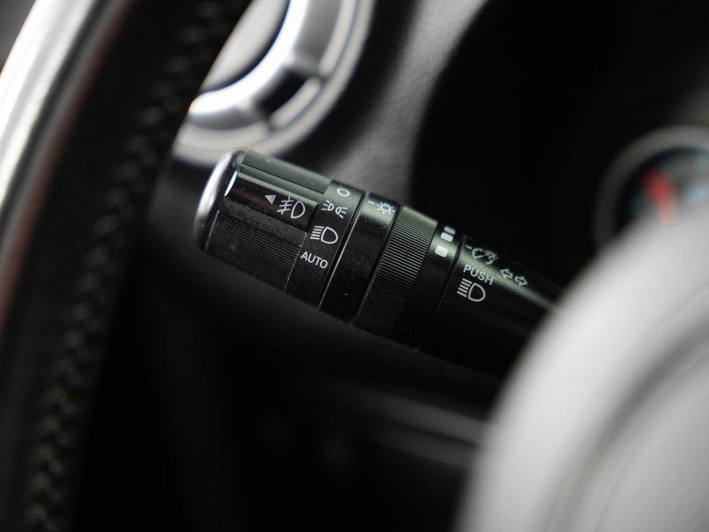 Used 2012 Jeep Wrangler Rubicon AWD/4WD image 14