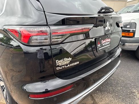 New 2026 Mitsubishi Outlander SE AWD/4WD image 45