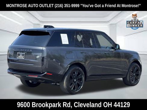 Used 2023 Land Rover Range Rover SE AWD/4WD image 4