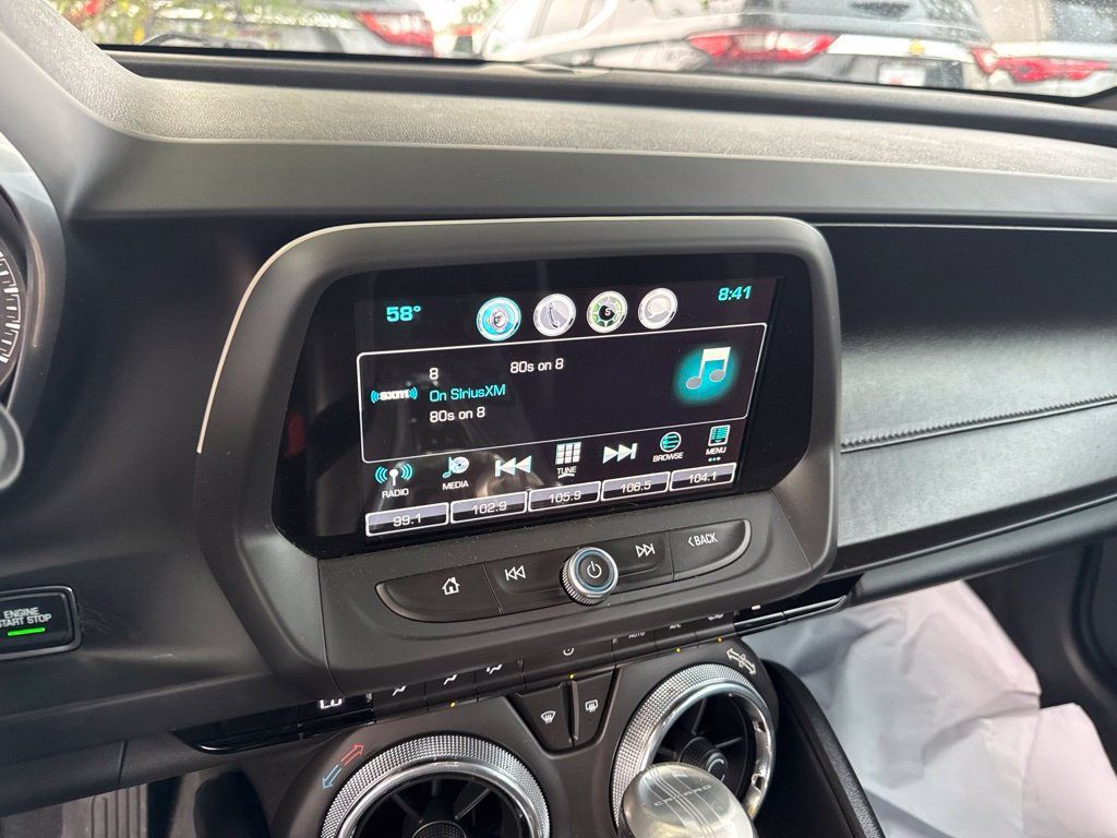 Used 2018 Chevrolet Camaro SS RWD image 8