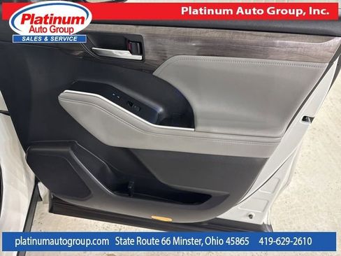 Used 2022 Toyota Highlander Platinum image 43