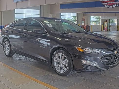 Used 2023 Chevrolet Malibu LT FWD image 3