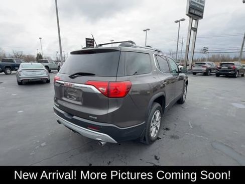 Used 2019 GMC Acadia SLE w/ Driver Alert Package I image 8