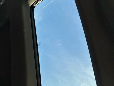 Used 2013 Ford Explorer Limited image 23