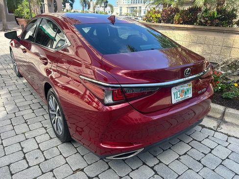 Used 2021 Lexus ES 350 w/ Protection Package (P3) image 6