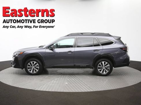 Used 2023 Subaru Outback Premium AWD/4WD image 58