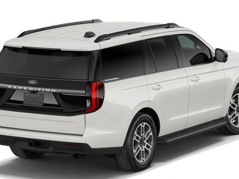 New 2026 Ford Expedition Active image 26
