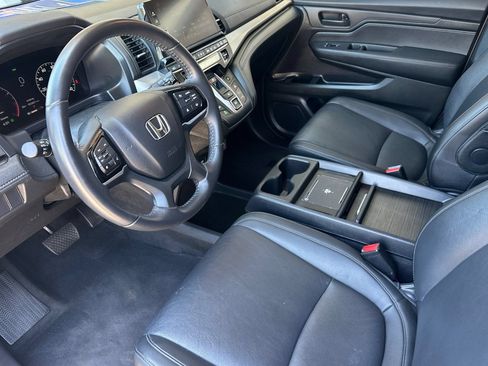 Used 2025 Honda Odyssey EX-L image 9