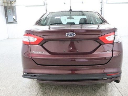 Used 2013 Ford Fusion SE FWD image 8