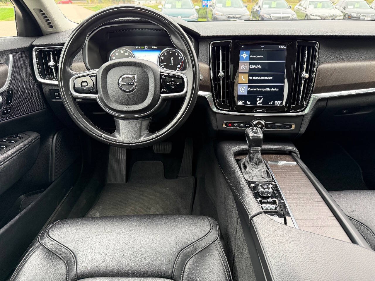 Used 2018 Volvo V90 T6 Cross Country w/ Convenience Package AWD/4WD image 18