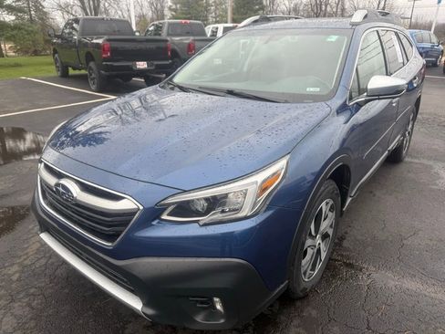 Used 2022 Subaru Outback Touring AWD/4WD image 8