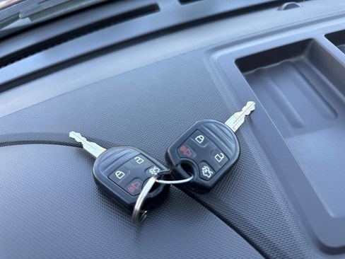 Used 2014 Ford Expedition EL XLT w/ Equipment Group 202A image 25