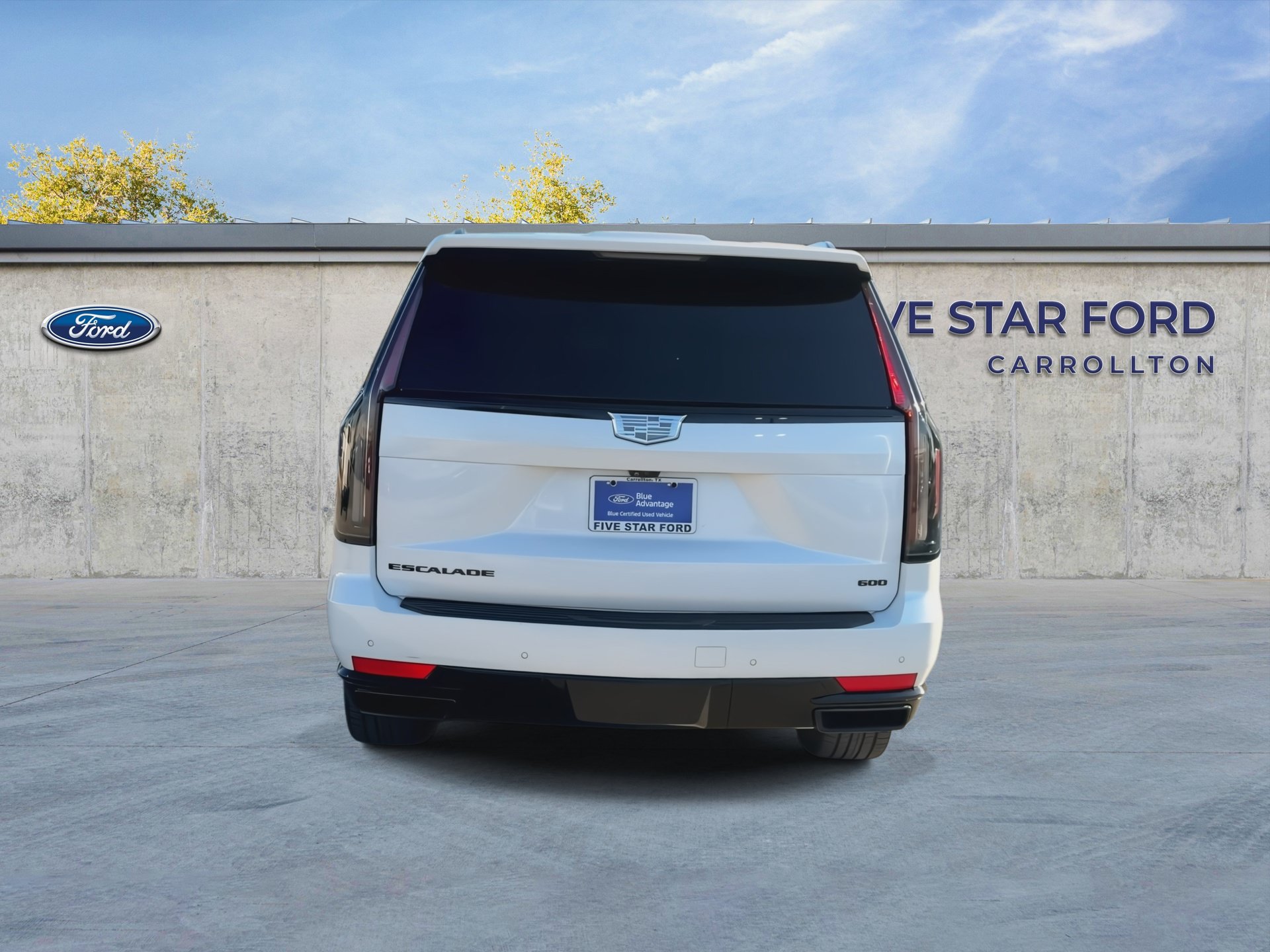 Used 2023 Cadillac Escalade ESV Sport Platinum w/ LPO, Floor Liner Package AWD/4WD image 7