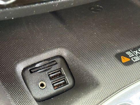 Used 2020 Buick Enclave Avenir w/ Avenir Technology Package image 24