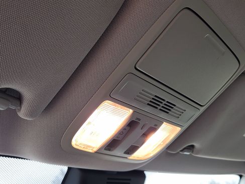 Used 2020 Honda Accord EX image 34