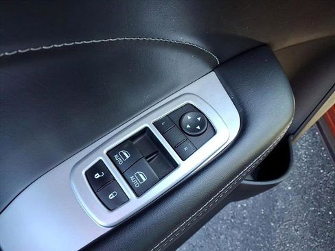 Used 2023 Dodge Challenger R/T w/ Plus Package image 20