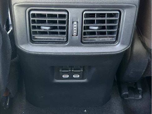 Used 2023 Toyota RAV4 XLE image 10