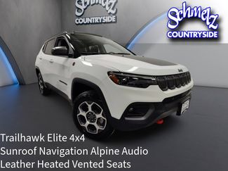 Used 2022 Jeep Compass Trailhawk w/ Trailhawk Elite Group video 1