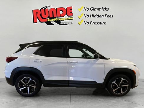 Certified 2023 Chevrolet TrailBlazer RS w/ Sun and Liftgate Package image 11