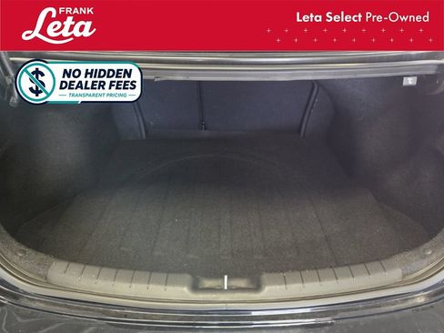 Used 2020 Hyundai Elantra SEL FWD image 25