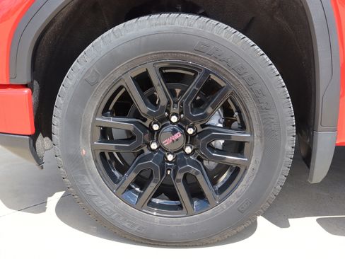 Used 2022 GMC Sierra 1500 Elevation w/ LPO, Elevation Black Package image 26