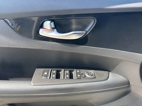 Used 2023 Kia Forte GT-Line w/ GT-Line Premium Package image 25