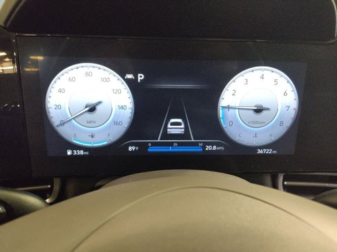 Used 2023 Hyundai Elantra SEL w/ Convenience Package FWD image 23