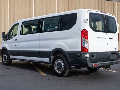 Used 2017 Ford Transit 350 XL image 5