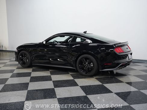 Used 2021 Ford Mustang GT w/ Black Accent Package RWD image 9
