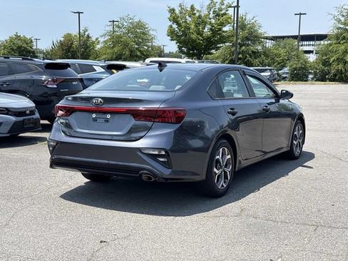 Used 2020 Kia Forte LXS FWD image 2