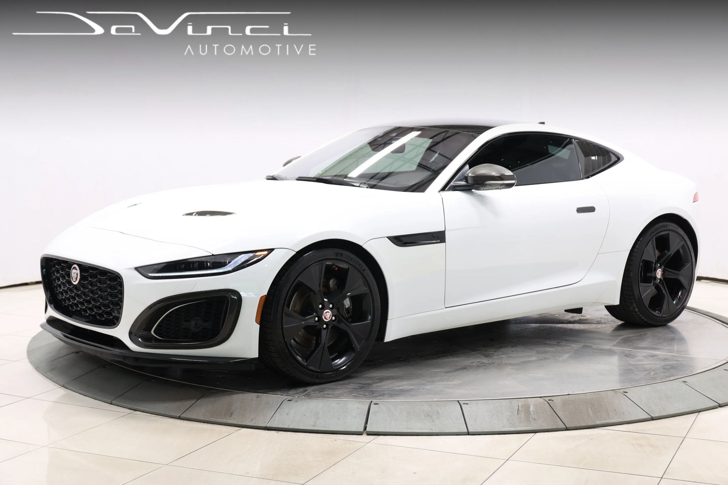 Used 2021 Jaguar F-TYPE Coupe RWD image 1