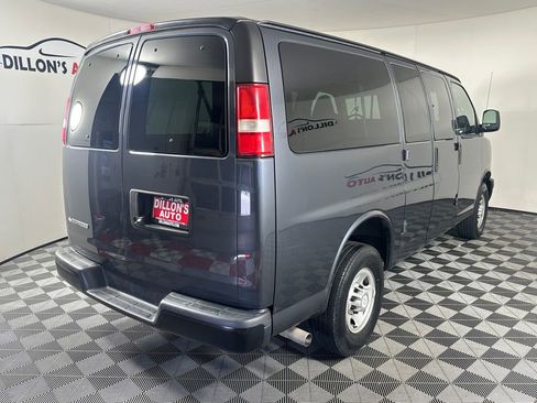 Used 2017 Chevrolet Express 2500 LS RWD image 7
