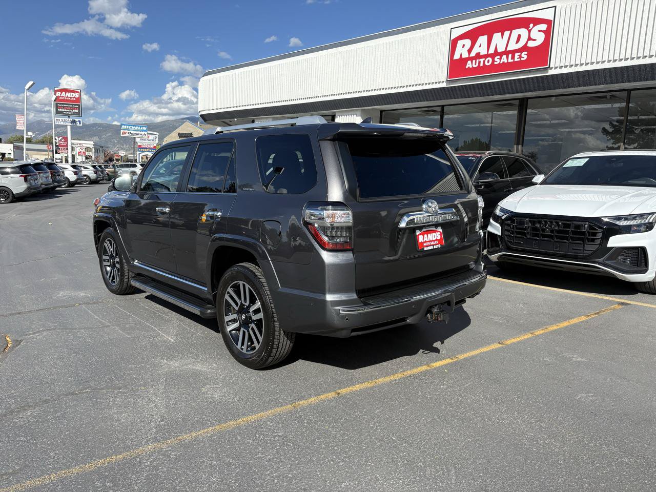 Used 2018 Toyota 4Runner Limited AWD/4WD image 7