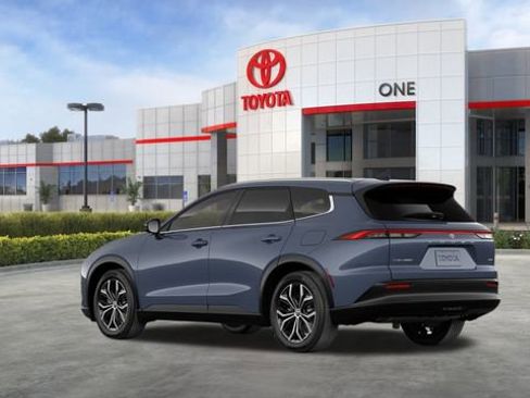 New 2025 Toyota Crown Signia image 37