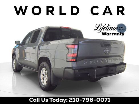 Used 2025 Nissan Frontier S RWD image 4