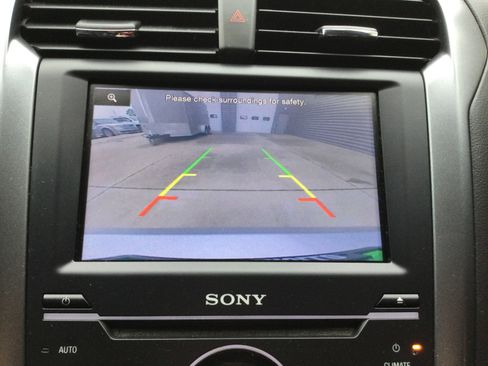 Used 2014 Ford Fusion Titanium image 10