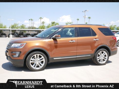 Used 2017 Ford Explorer Limited w/ Equipment Group 301A AWD/4WD image 1
