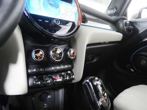 Used 2023 MINI Cooper S FWD image 19