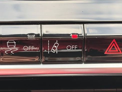 Used 2022 Jeep Compass Latitude w/ Sun and Sound Group AWD/4WD image 48