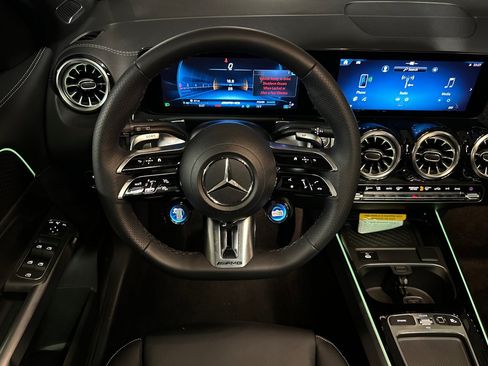 New 2026 Mercedes-Benz GLB 35 AMG 4MATIC image 13