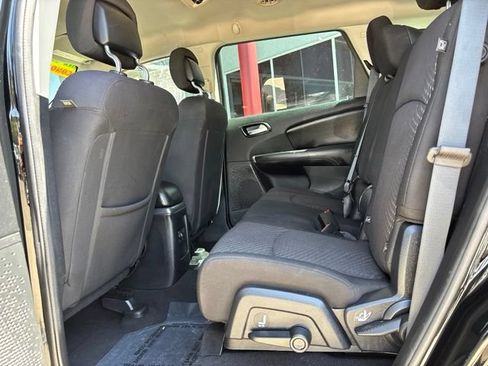 Used 2015 Dodge Journey American Value Package w/ Flexible Seating Group FWD image 14